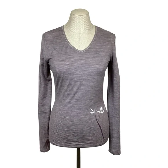 Icebreaker New Zealand Merino Wool Flower Print V-Neck Top - Picture 8 of 9